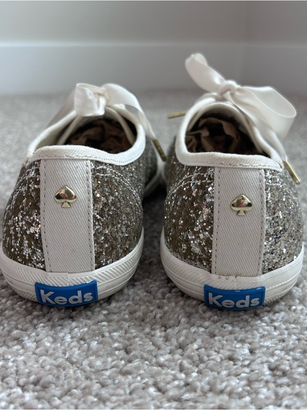 Keds x Kate Spade Glitter Sneakers Womens Size 8 Champagne Silver Ribbon Laces - Picture 4 of 12